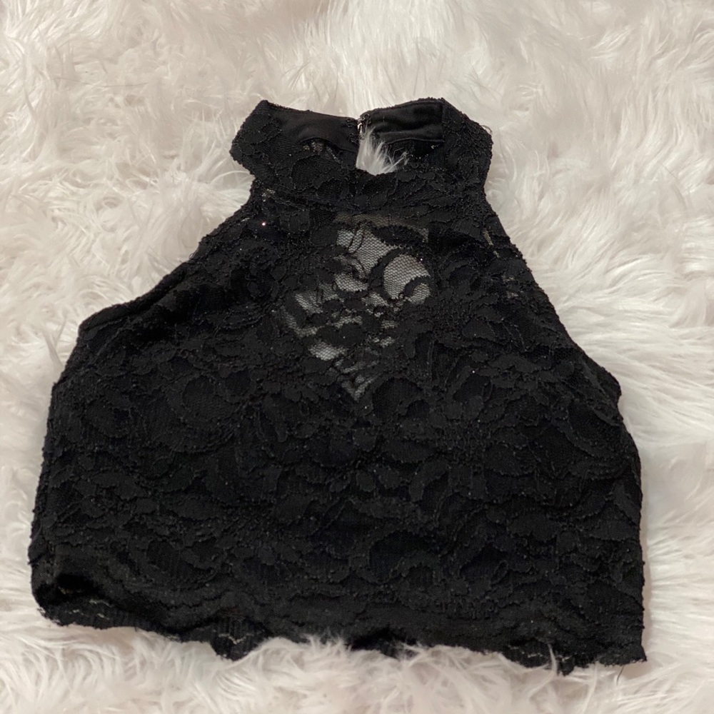 Black crop top